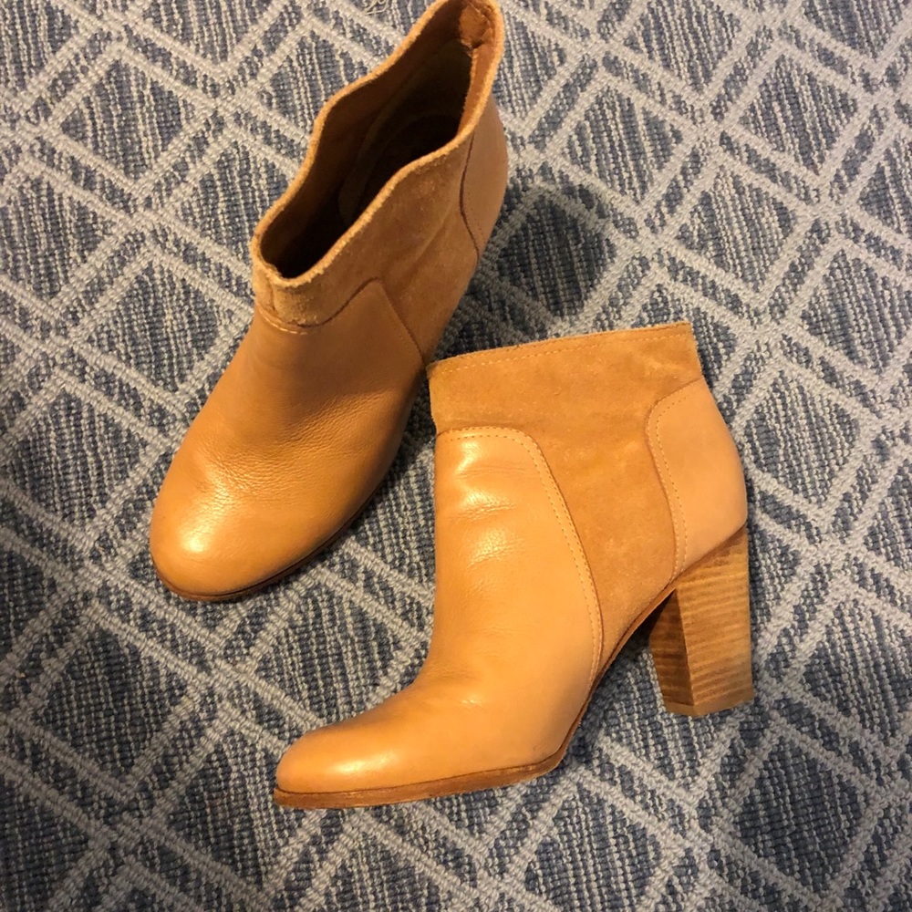 Kate Spade Tan Booties Size 7.5